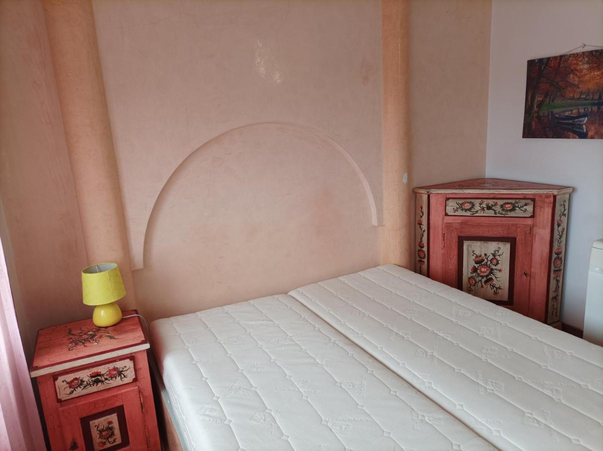 Libelula Appartamento Arad Esterno foto